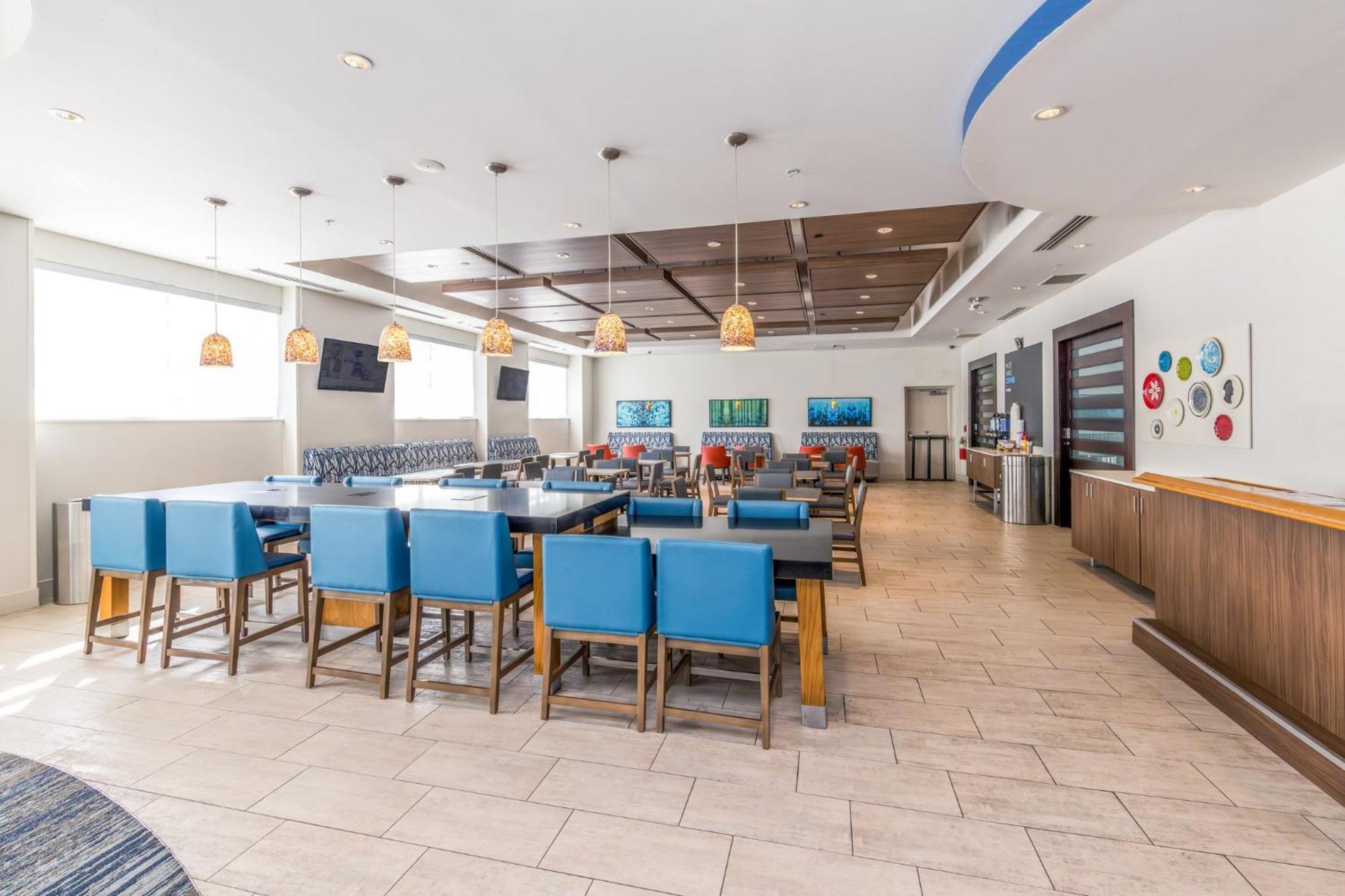 Holiday Inn Express & Suites Downtown Louisville By Ihg Eksteriør bilde