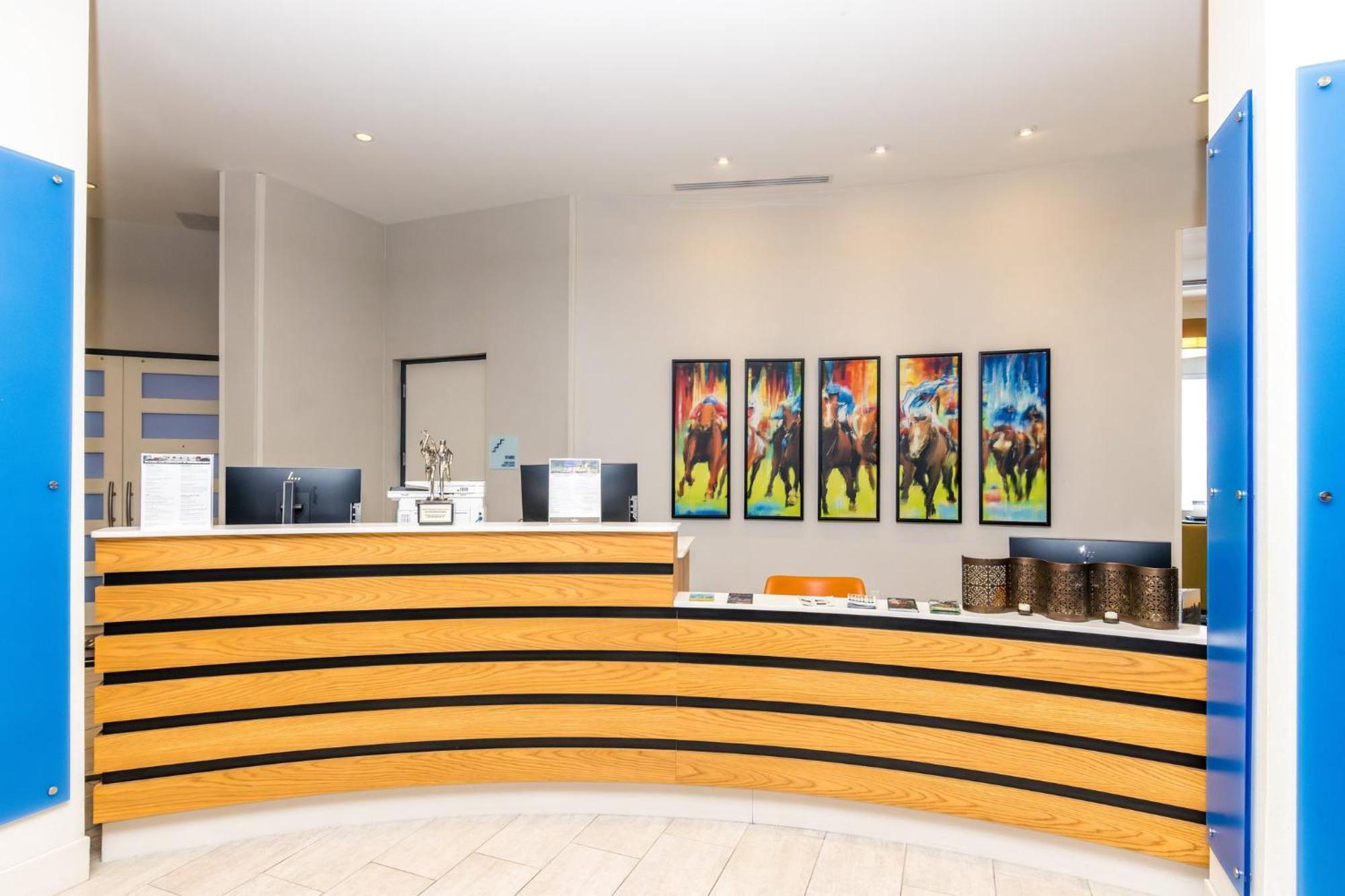 Holiday Inn Express & Suites Downtown Louisville By Ihg Eksteriør bilde